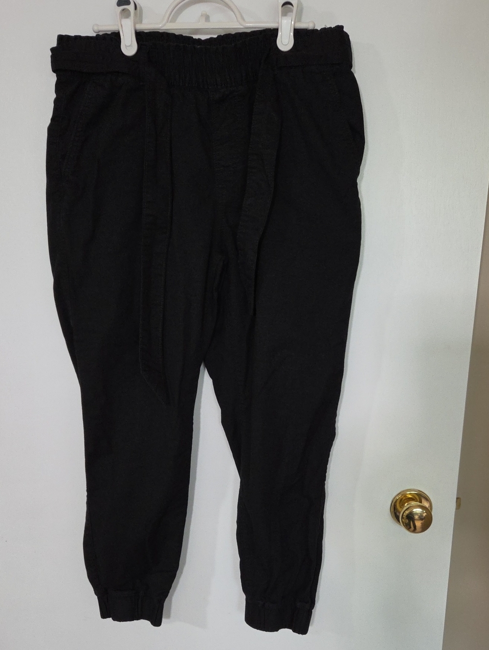 Levi's Joggers - Picture 2 of 8